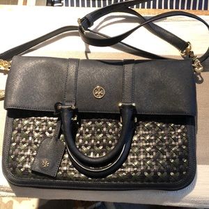 Tory Burch crossbody or top handle bag